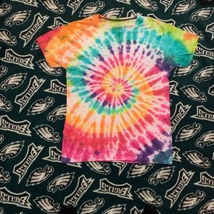 🎨Hand dyed tight spiral tie dye tshirt.